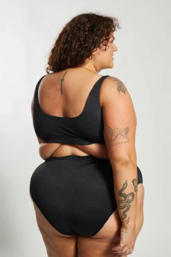 Inknown Swim Gia Bikini Top Curve - Black Runch