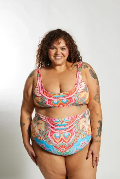 Inknown Swim Gia Bikini Top Curve - Infamous Carnival