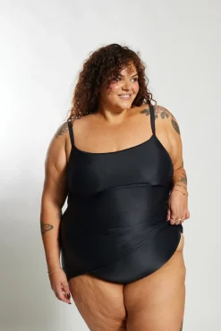 Inknown Swim Giselle Tankini Top Curve - Black on Black