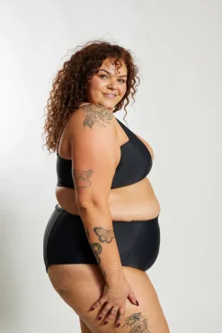 Inknown Swim Lola Bikini Top Curve - Black on Black