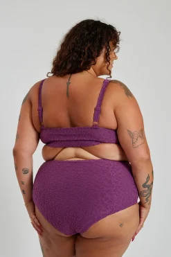 Inknown Swim Lola Bikini Top Curve - Textured Leopard Grape